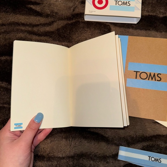 Tom’s Target Exclusive Set of 3 Notebooks - Picture 4 of 7